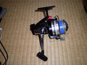 ダイワ　DAIWA　ST-1000　スピニングリール　動作確認済み