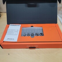 AZY240 SteelSeries ラピッドトリガー搭載 ゲーミングキーボード テンキーレス 有線 日本語配列 OmniPointスイッチ 有機ELディスプレイ搭載_画像8