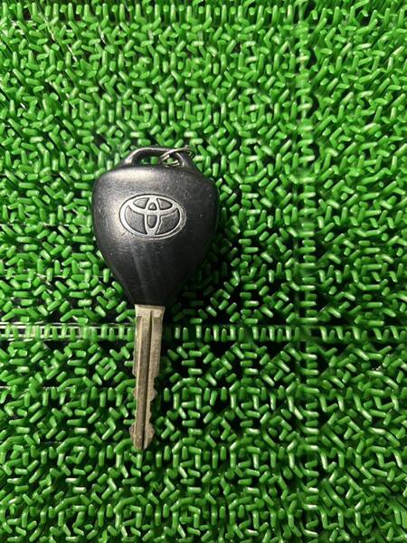 トヨタキーレス D0841 グレーカバー ウィッシュ・カローラ・ノア・ヴォクシー・ハイエース・ヴィッツ・ラクティス