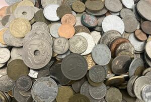 海外コイン　外国硬貨 おまとめ　約3kg 未選別　大量　世界のコイン アメリカ　ヨーロッパ 香港　中国など　