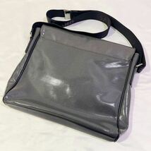 Salvatore Ferragamo フェラガモ メッセンジャー ショルダーバッグ 鞄 カバン 100サイズ（301）_画像7