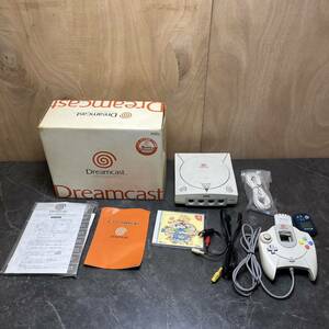 ☆動作品 SEGA セガ Dreamcast ドリームキャスト HKT-3000 ゲーム ゲーム機 箱/取説付(中古品/現状品/保管品)☆