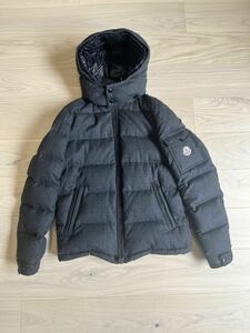 未使用 美品 クリーニング済み MONCLER モンクレール モンジュネーブル　ダウンジャケット　MONTGENEVRE サイズ1　グレー QRコード認証済み