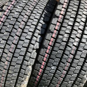 ★新品未使用★2023年製 245/70R19.5 ブリヂストン W900 12本セット 自山 588-2-24000の画像6