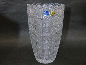 ★チェコ製クリスタルガラス【ボヘミア花瓶】ハンドカットの繊細な模様！　直径15.6×高さ25.2cm　洋風 置物 切り花