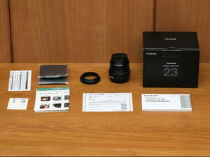 新品同様 保証書有り（23年8月購入）フジフイルム FUJIFILM XF23mmF2 R WR (Xマウント） 送料込みです