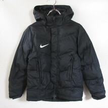 ○良品 NIKE ナイキ◆中綿入り ジャケット アウター あたたかい◆キッズ 子供 ブラック Sサイズ 130-140㎝_画像2