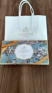 3000円即決☆GODIVA☆ゴディバ☆季節のトリュフ-秋冬-（8粒入)新品未開封