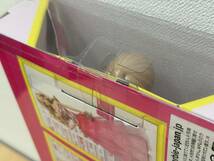 【5585】未開封品 バービー人形 マーメイドドレス キラキラピンクバービー_画像3