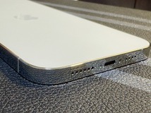 ■au Apple iPhone 12 Pro Max シルバー 512GB SIMロック解除 スマートフォン スマホ 送料無料■_画像9