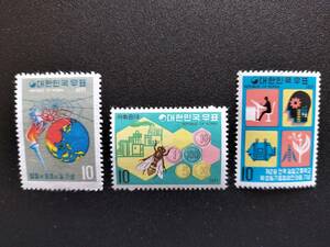 未使用！美品！『昆虫 関連切手』３種類 韓国 KOREA 1971年 即決！
