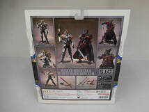 S.I.C. 仮面ライダーイクサ ＆仮面ライダーダークキバ　開封品_画像2