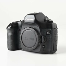 【動作確認済】Canon EOS 5D デジタル一眼レフカメラ ボディ ストラップ・SDカード・バッテリー・充電器付 キヤノン/キャノン 35mm判_画像3