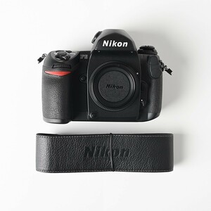 【美品/完動品】Nikon F6 フィルムカメラ ボディ ストラップ付 本体 一眼レフ 35mm判 ニコン