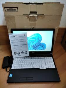 【ほぼ新品】富士通 LIFEBOOK A5512/J FMVA94002 Intel Core i5-1245U/メモリ 8GB/SSD 256GB/DVD/Win11/15.6型/office付 22年9月製