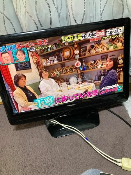 液晶テレビ