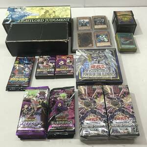 No.2820【★1円～】遊戯王 デュエルモンスターズカード スリーブまとめ バインダー破損あり 中古品