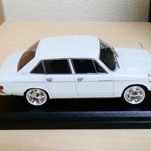 国産 名車コレクション 1/43 いすゞ フローリアン 1967 白 アシェット 旧車 クラシックカー ミニカー Ｌ isuzu florianの画像6