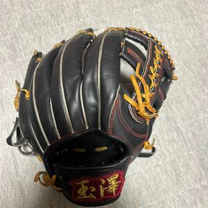 玉澤　軟式グローブ　内野用　カンタマ５０番い　　新品同様　スチーム型付け済