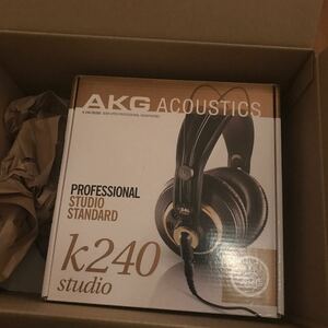 中古 AKG アーカーゲー K240 Studio セミオープン型ヘッドホン ほぼ未使用動作確認