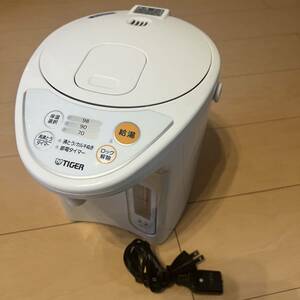 ◆FA24 タイガー マイコン　電動ポット 2.2L　動作品　TIGER　PDR-G221　20年製　ホワイトTIGER 