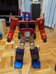 robosen flagship Optima s prime,. full automation deformation robot, combo i two pair walk. voice .. only ., automatic deformation does. total height 48 centimeter equipped 