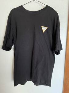 中古 GUESS Tシャツ 黒 ロゴ トップス インナー 春 夏 ブランド Lサイズ 服