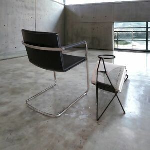 Neos Wilkhahn / Cantilever Designed By wiege_Germany #cassina #Knoll 高級 本革 ドイツ チェア マルトスタム マルセルブロイヤー 13万