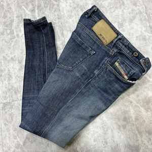 I @ 国内正規品 '洗礼されたデザイン' DIESEL ディーゼル CHERICK SLIM TAPERED デニムパンツ / ジーンズ W28 L30 婦人服 ボトムス 古着 