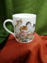 g_t Ｐ170 新古品 陶器 花と猫 猫カップボックスセット 未使用品 猫好き用Myマグカップにいかがでしょうか?_画像4