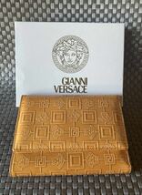 VERSACE ヴェルサーチ　財布 ウォレット　イエロー系_画像1