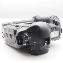 極上品 | Canon キヤノン デジタル一眼レフカメラ EOS-1Ds Mark II ボディ #2786_画像2