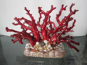 珊瑚装飾品　　　　　　　カニ付き　　　　サンゴ　飾り　置物