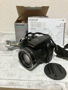 1円オークション 美品 FUJIFILM FINEPIX S4500 動作確認済み 電池付属なし 箱あり