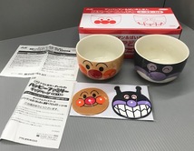 あ//J6461 【非売品・未使用・保管品】アンパンマン＆ばいきんまん　顔型ペアどんぶり　コースター付き　あさひ飲料　2016年春景品_画像1