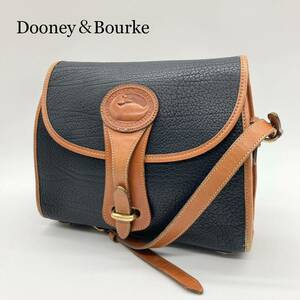 Dooney＆Bourke ショルダーバッグ チャーム付き ブラック USA製