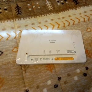 送料230円　ソフトバンク　HUAWEI 008HW