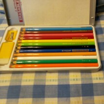 昭和レトロ三菱鉛筆　消せる色鉛筆　未使用　12 色　WINNIE THE POOH くまのプーさん　色鉛筆１２色　◆送料230円_画像4