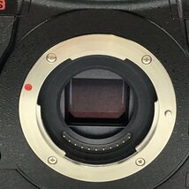 カメラ Panasonic Lumix DC-GH5 S デジタル一眼レフ ボディ 現状品 [1388HJ]_画像2