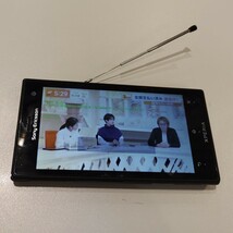 ワンセグテレビ Xperia acro HD IS12S SONY 契約無しでもワンセグ動作 4.3インチ液晶 au FMラジオ_画像2