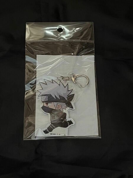 新品未使用☆匿名配送 はたけカカシ NARUTO バンダイ JF2024 アクリルキーホルダー