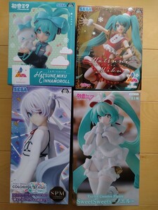 初音ミク　アミューズメント　フィギュア　4体セット　シナモンロール　クリスマス　ノエル　誰もいない世界