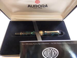 *[ use impression. not beautiful goods ]AURORA Aurora Optima green cell Lloyd pen .:14K585 solid Gold M