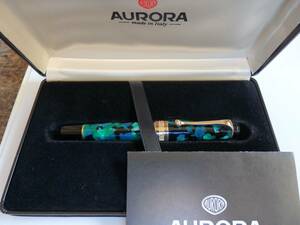 *[ use impression. not beautiful goods ]AURORA Aurora Optima green pen .:14K585 solid Gold M