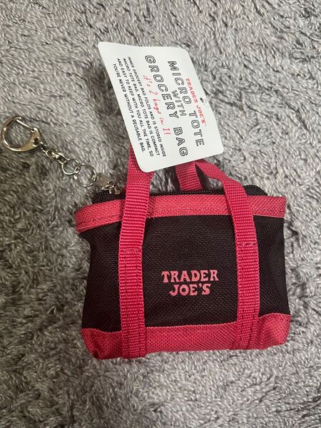 Trader Joe’s トレーダージョーズ エコバッグ 黒 キーホルダー付き