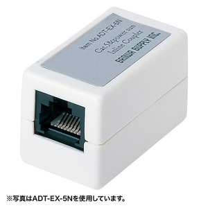 まとめ得 サンワサプライ RJ-45中継アダプタ(カテゴリ5) ADT-EX-5N2 x [3個] /l