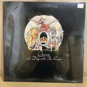 QUEEN / A DAY AT RACES (EMTC104)