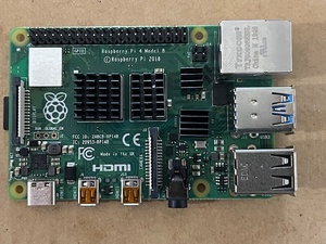 ★☆【中古】 Raspberry Pi 4 Model B 4GB / MicroSD 16GB ☆★