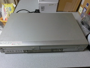 LG電子ジャパン(株)☆DVD/VHSビデオデッキ一体型プレーヤー☆DVCR-A500 実働使用品 リモコン付き 写真の物が全て　　 