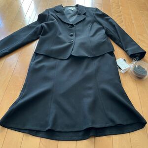 ニッセン購入★SUCRE 黒色スーツセット　17ABR コサージュ付き